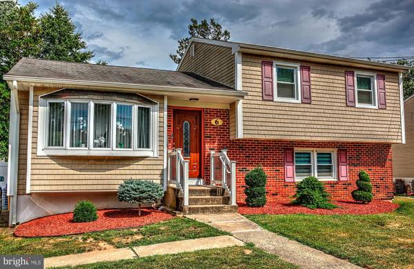 6 ALBANS AVE, Ewing, NJ 08618