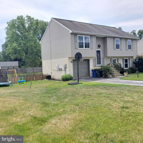 Dover, PA 17315,3241 GREY FOX CIR