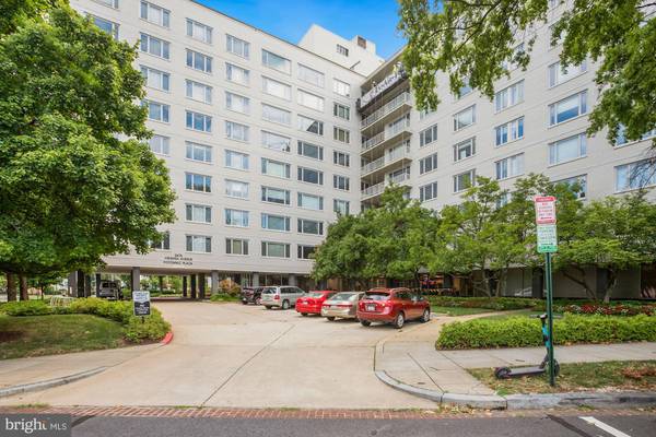 2475 VIRGINIA AVE NW #204, Washington, DC 20037