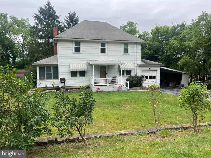 508 WINCHESTER AVE, Moorefield, WV 26836