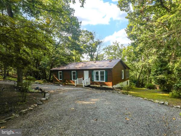 220 DEY DR, Harpers Ferry, WV 25425