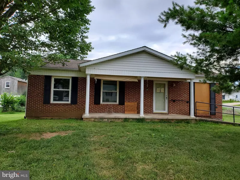 86 LEMON RD, Ranson, WV 25438