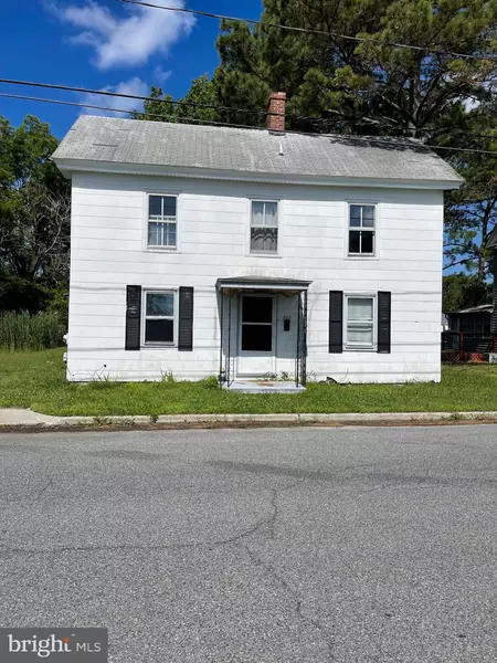 215 N 1ST ST, Crisfield, MD 21817