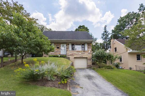 1328 BULLENS LN, Woodlyn, PA 19094