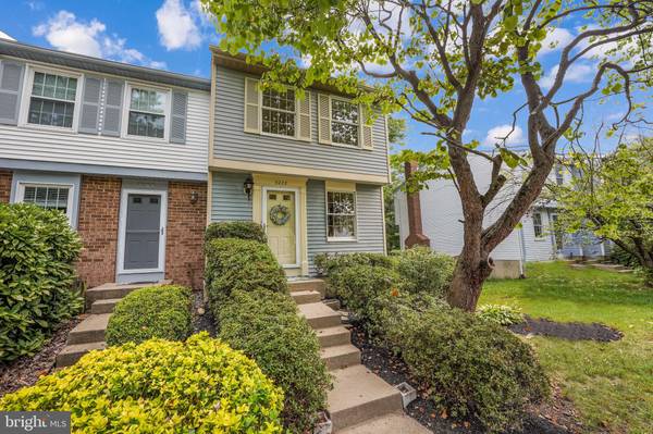 5222 SAINT GENEVIEVE PL, Alexandria, VA 22315