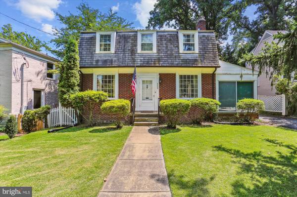 4206 OAKRIDGE LN, Chevy Chase, MD 20815