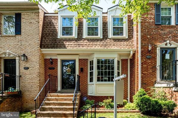 2207 MCLEAN PARK RD, Falls Church, VA 22043