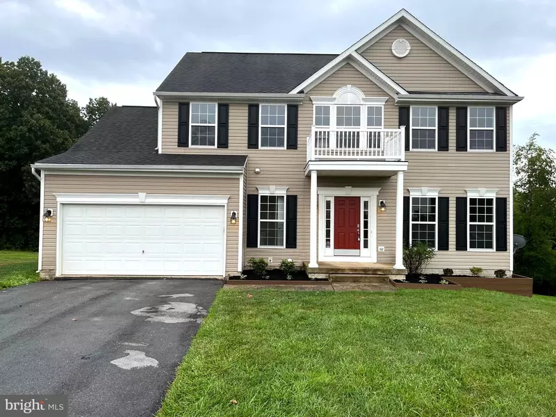 43 RESERVOIR PL, Falling Waters, WV 25419