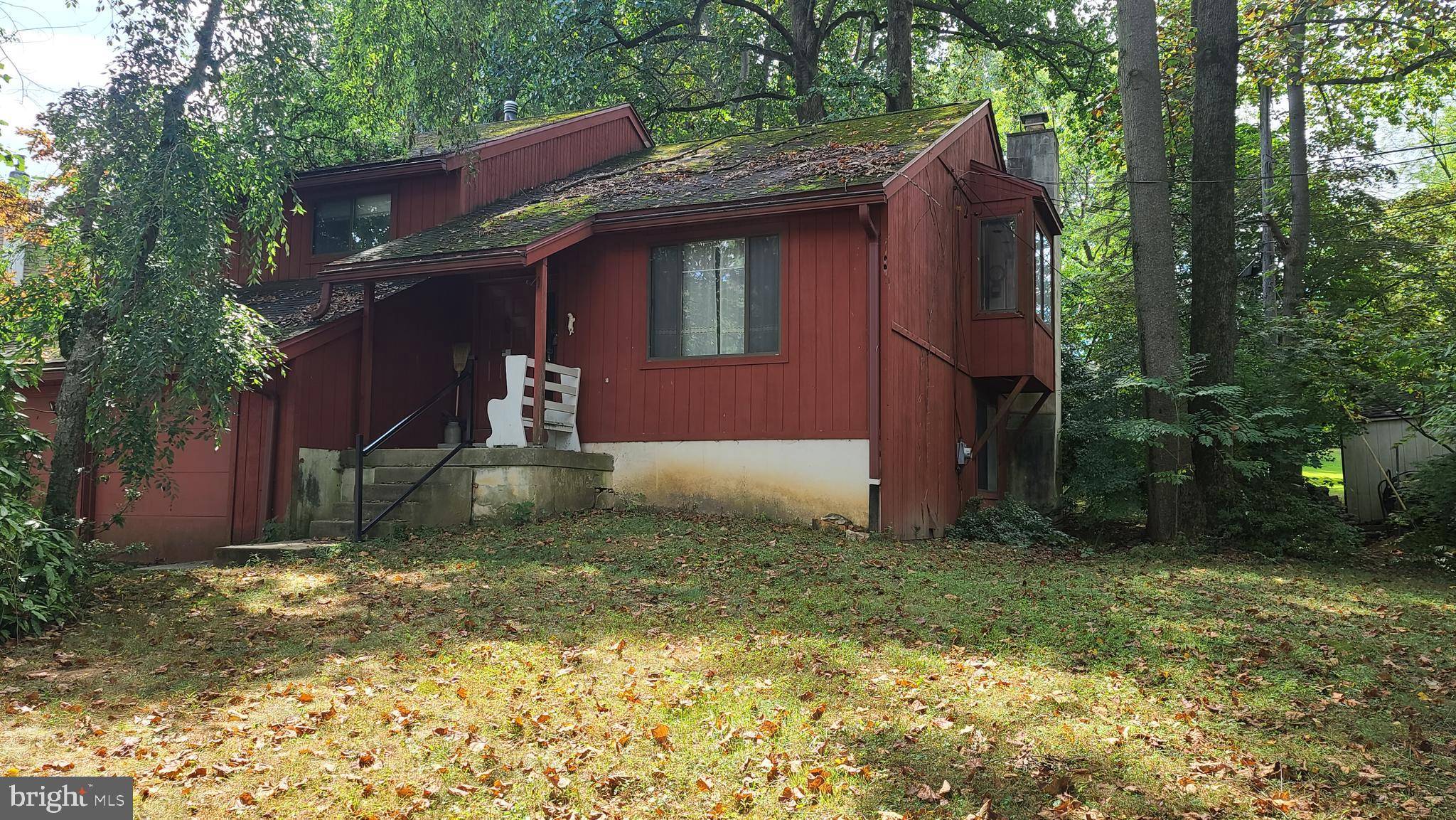 905 SEQUOIA RD, Philadelphia, PA 19128
