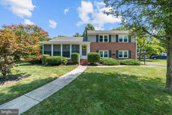 301 LEE DR, Catonsville, MD 21228