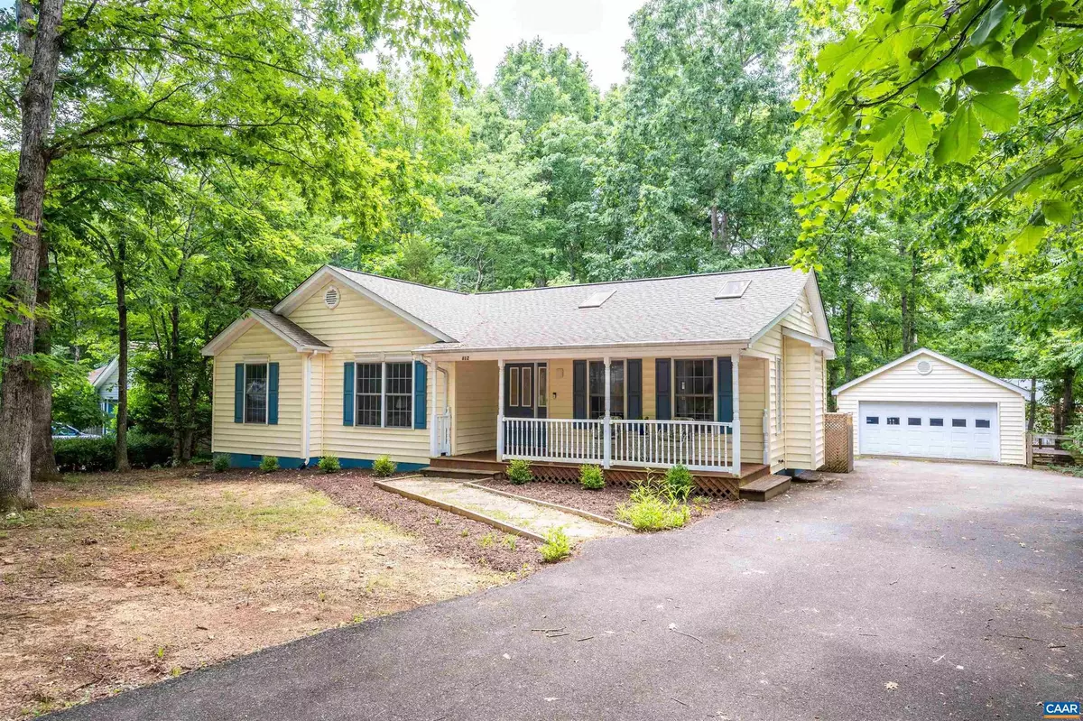 Palmyra, VA 22963,812 JEFFERSON DR