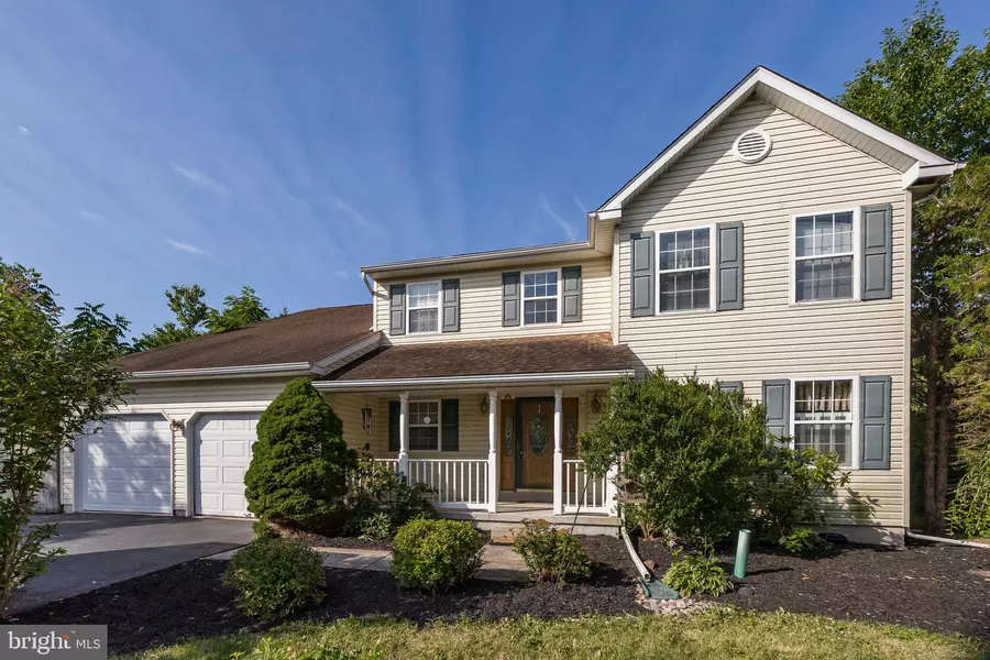 5 LLEWELLYN LN, Royersford, PA 19468