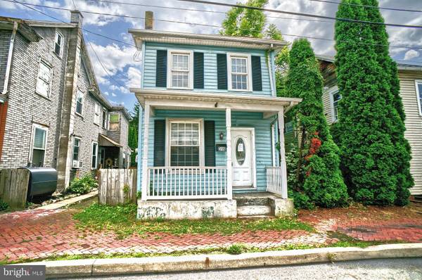 316 MAIN ST, Lykens, PA 17048