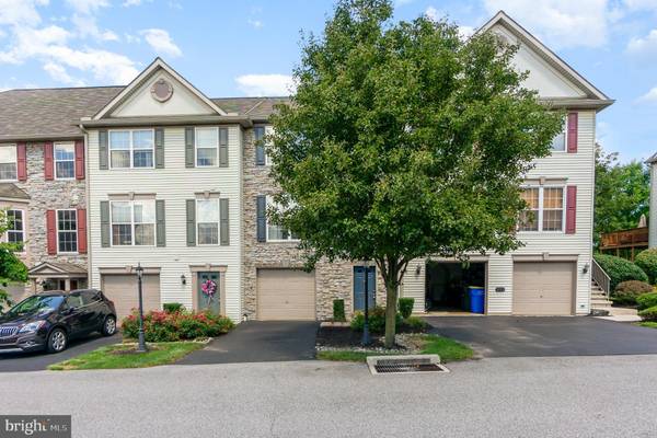 York, PA 17403,207 WHEATFIELD WAY #57A