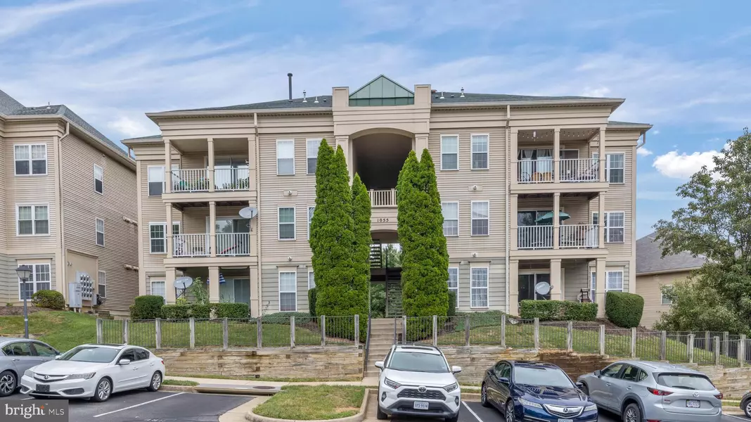 1055 GARDENVIEW LOOP #204, Woodbridge, VA 22191