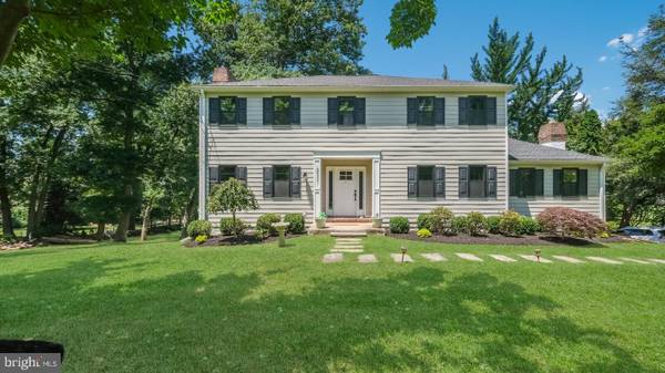 2031 WHITE HORSE RD, Berwyn, PA 19312