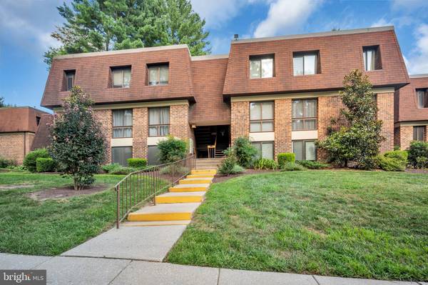 5240 W RUNNING BROOK RD #101, Columbia, MD 21044