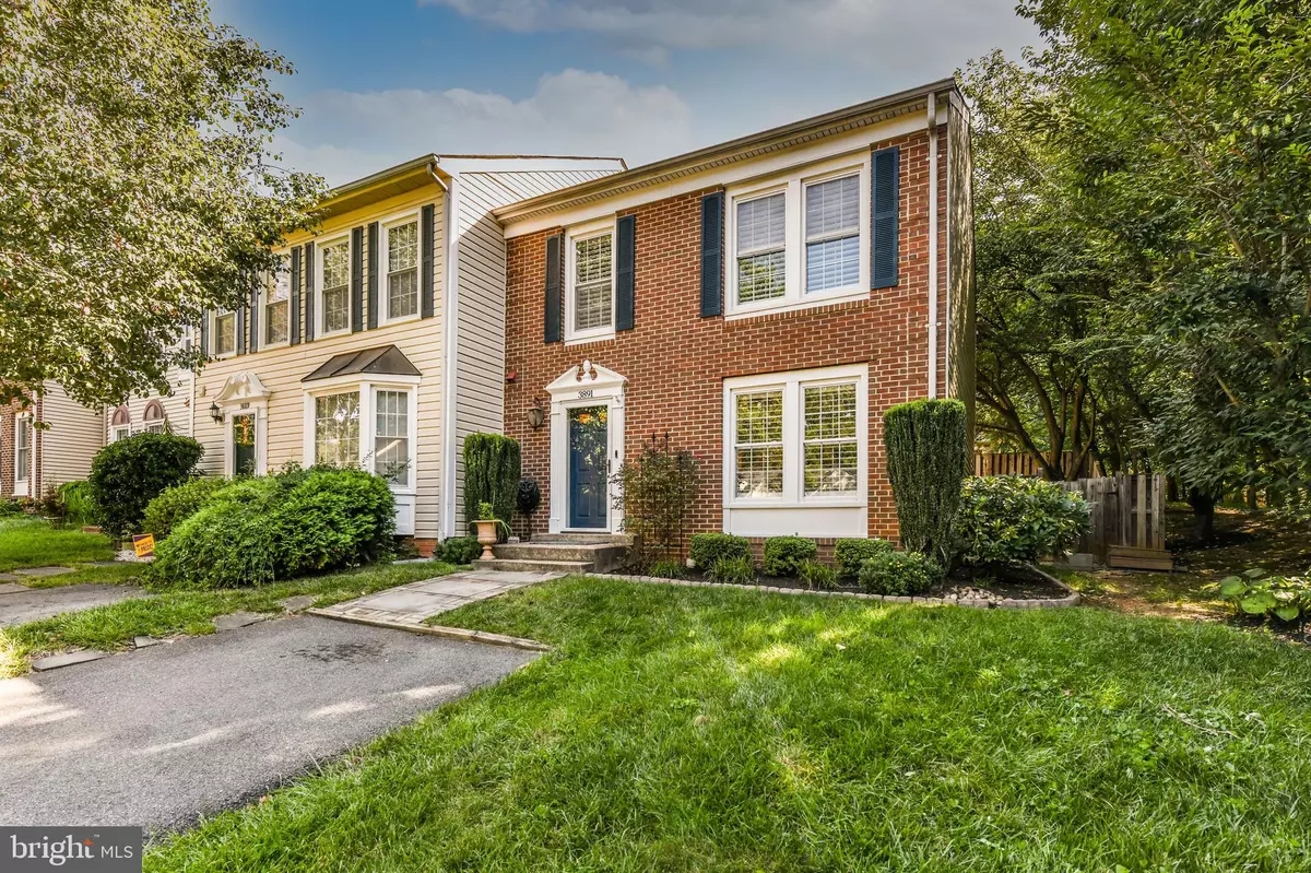 Fairfax, VA 22033,3891 MOHR OAK CT