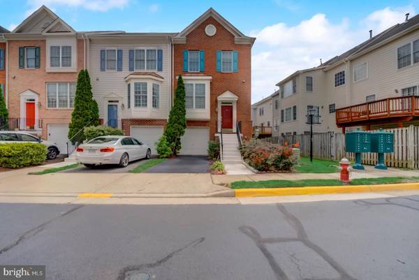 7665 AUDUBON MEADOW WAY, Alexandria, VA 22306