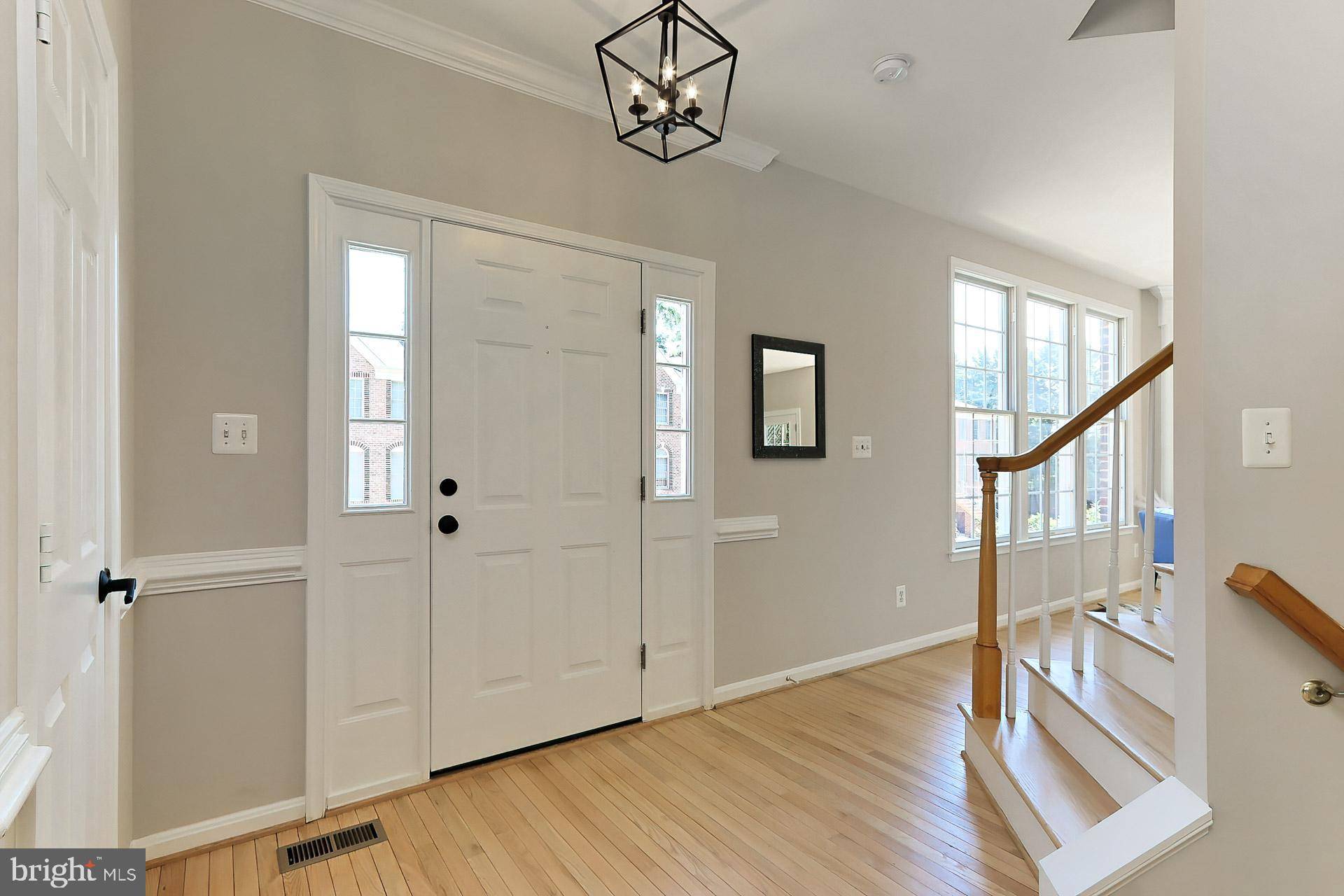 Vienna, VA 22180,107 SHEPHERDSON LN NE