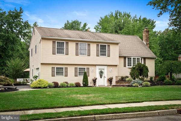 50 CRESTWOOD DRIVE, Hamilton, NJ 08690