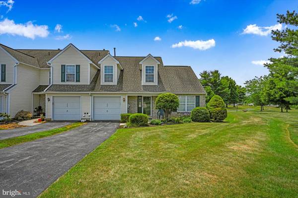 338 FARMVIEW LN, Mount Joy, PA 17552