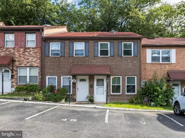 45 PARK VALLEI LN #45, Brookhaven, PA 19015