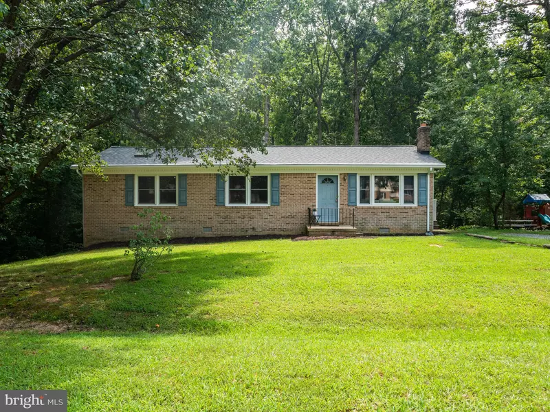 37151 E LAKELAND DR, Mechanicsville, MD 20659