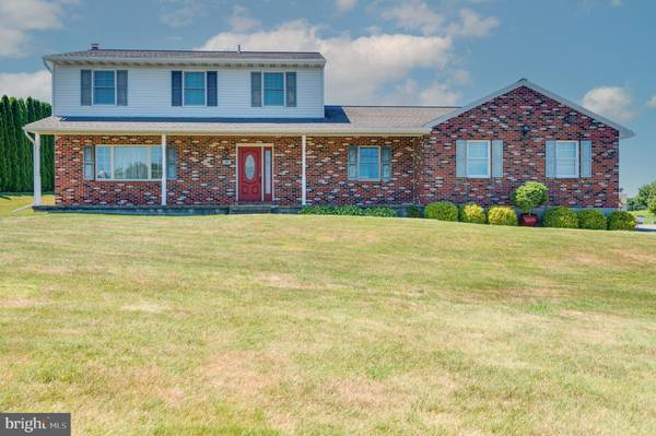 56 DEYSHER RD, Fleetwood, PA 19522