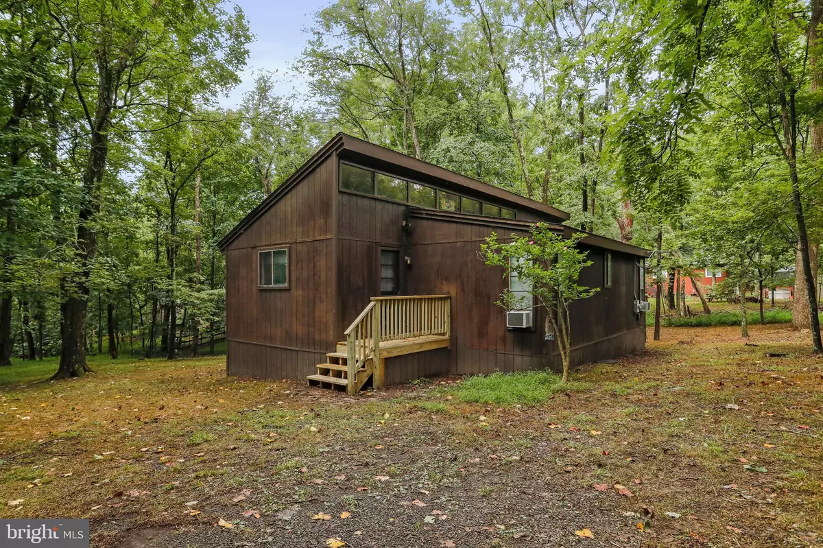 Hedgesville, WV 25427,61 ONEIDA TRAIL