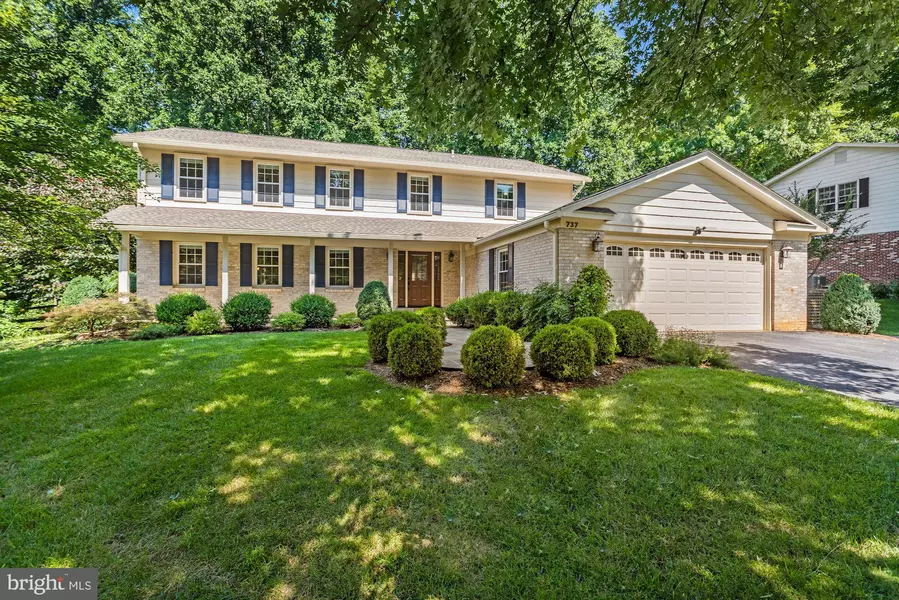 737 RIDGE DR, Mclean, VA 22101