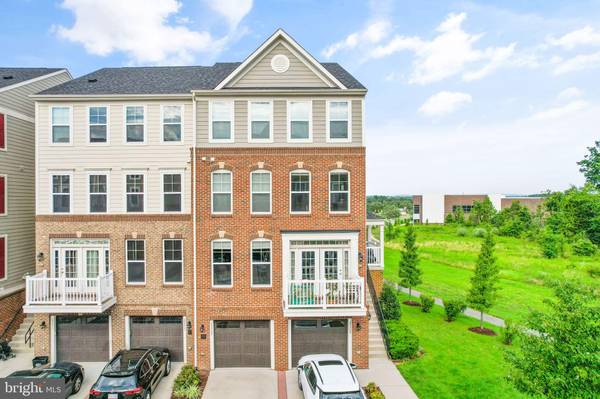 25207 SPLIT CREEK TER, Chantilly, VA 20152