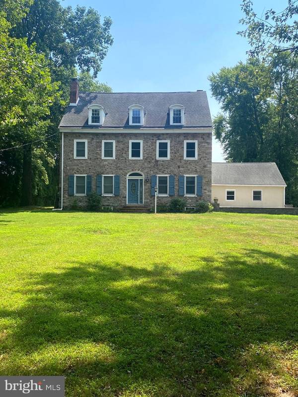 4325 SHOEMAKER RD, Huntingdon Valley, PA 19006