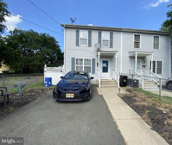 40 N JOHNSTON AVE, Hamilton, NJ 08609