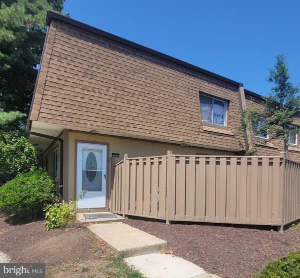 3803 EL CERRITO PL #B, Alexandria, VA 22309