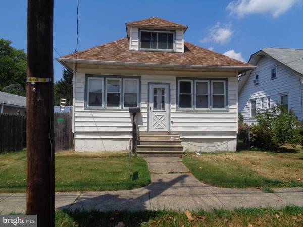 6117 WAYNE AVE, Pennsauken, NJ 08110