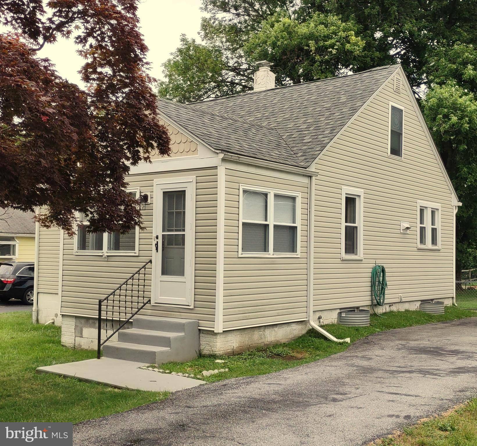 1503 SOMMERS LN, Aston, PA 19014