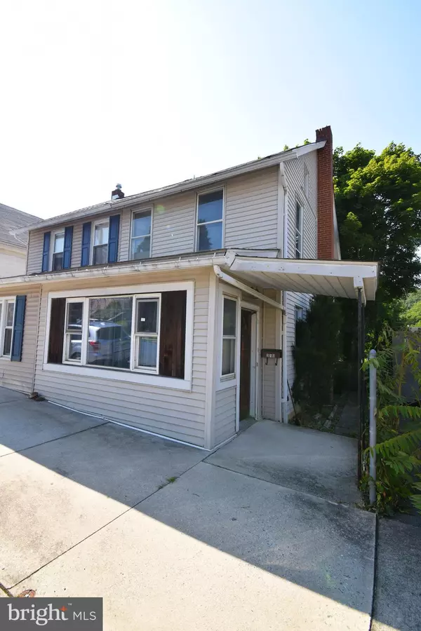 Slatington, PA 18080,319 CHESTNUT