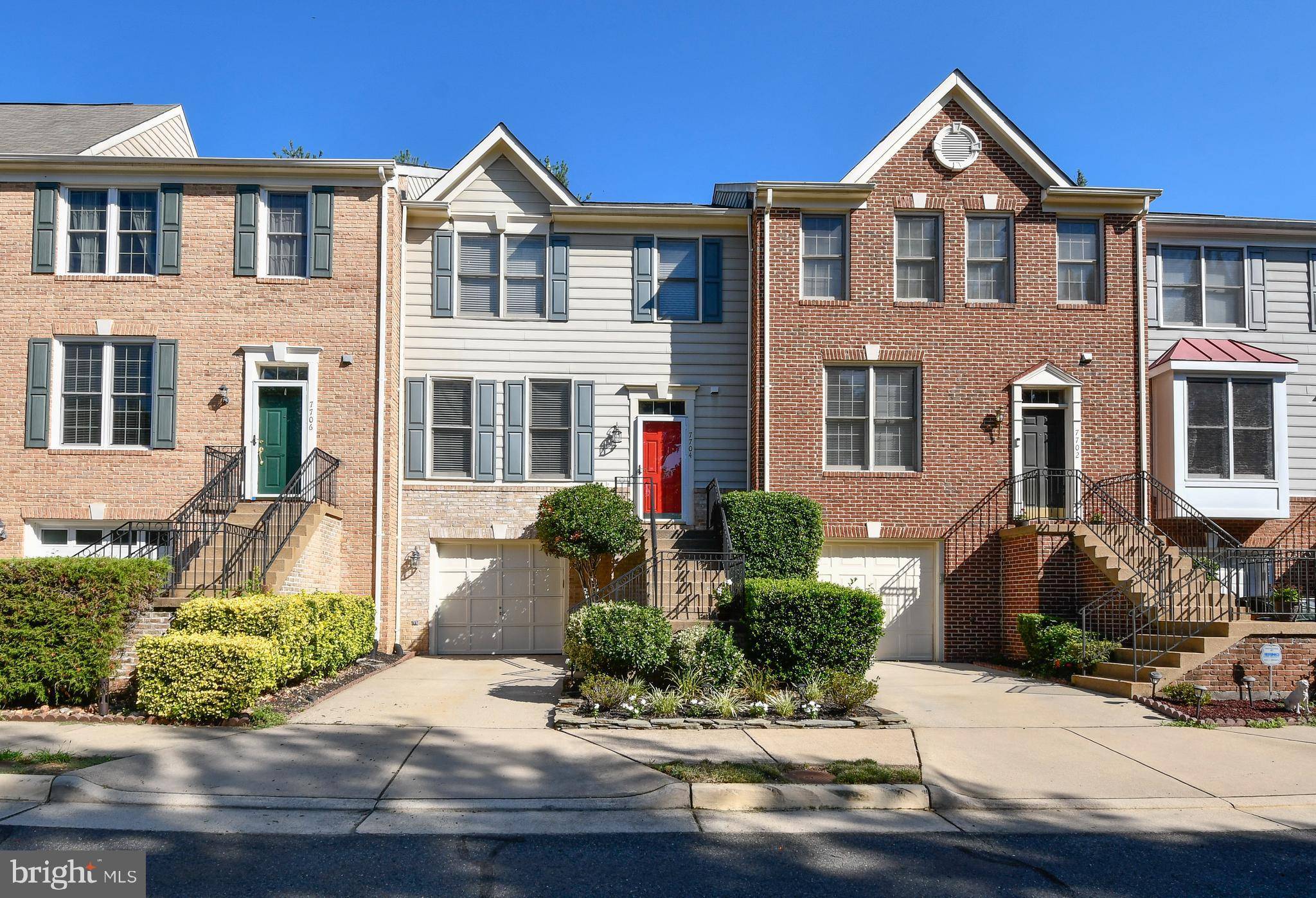 Springfield, VA 22153,7704 HICKORY GLEN WAY