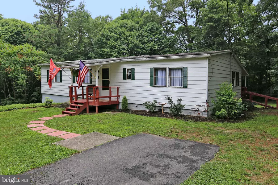 24 BLUE MOUNTAIN HTS, Schuylkill Haven, PA 17972