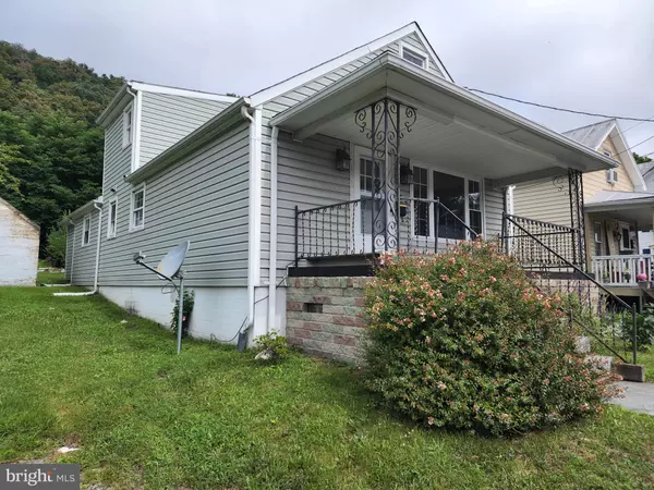 Berkeley Springs, WV 25411,257 N WASHINGTON ST