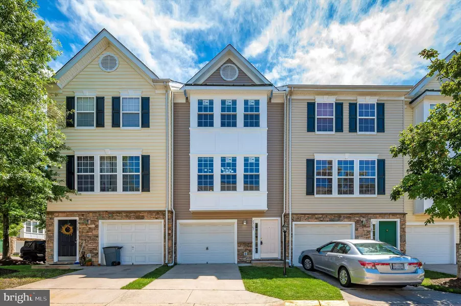 23187 BLACKTHORN SQ, Sterling, VA 20166