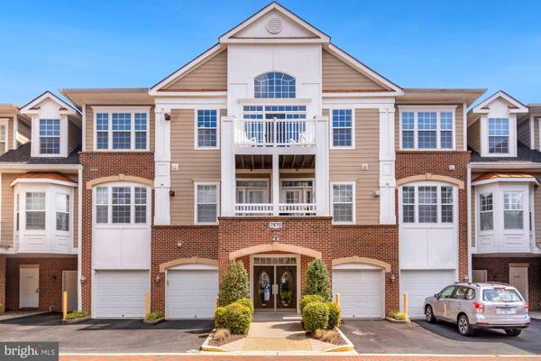 7870 ROLLING WOODS CT #203, Springfield, VA 22152