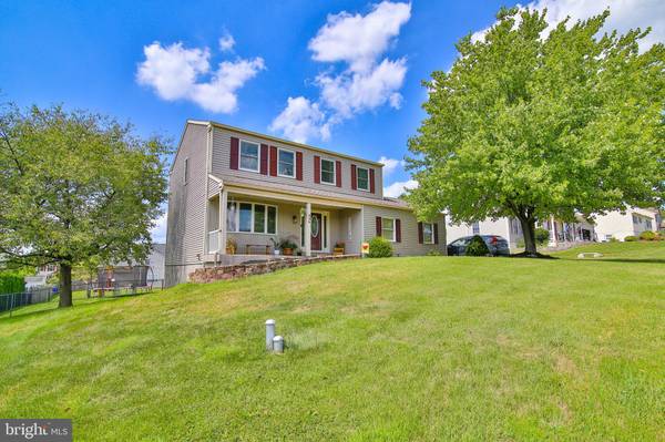 424 GOLDEN DR, Blandon, PA 19510