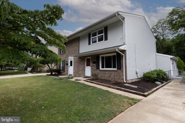 313 W RIDGE ST, Carlisle, PA 17013