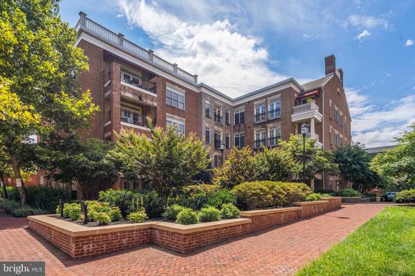 540 SECOND ST #303, Alexandria, VA 22314