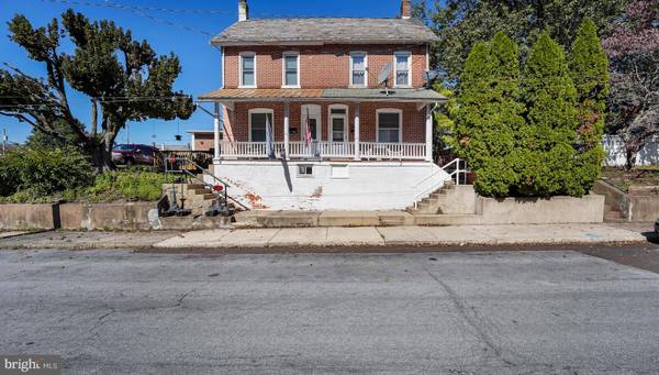 2 S 3RD ST, Perkasie, PA 18944