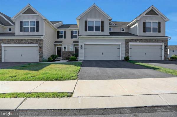 1673 HARALSON DR, Mechanicsburg, PA 17055