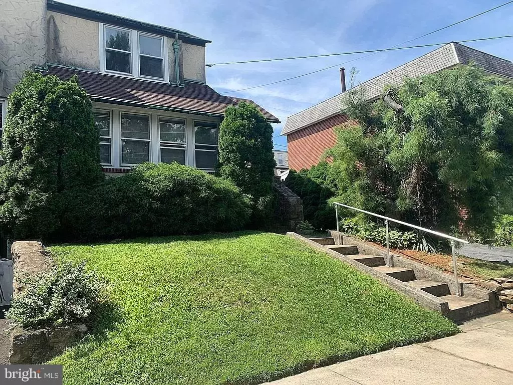 Mount Penn, PA 19606,2598 GRANT ST