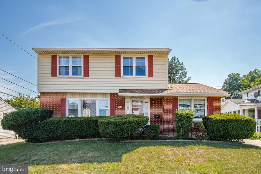 2141 ELDER DR, Wilmington, DE 19808